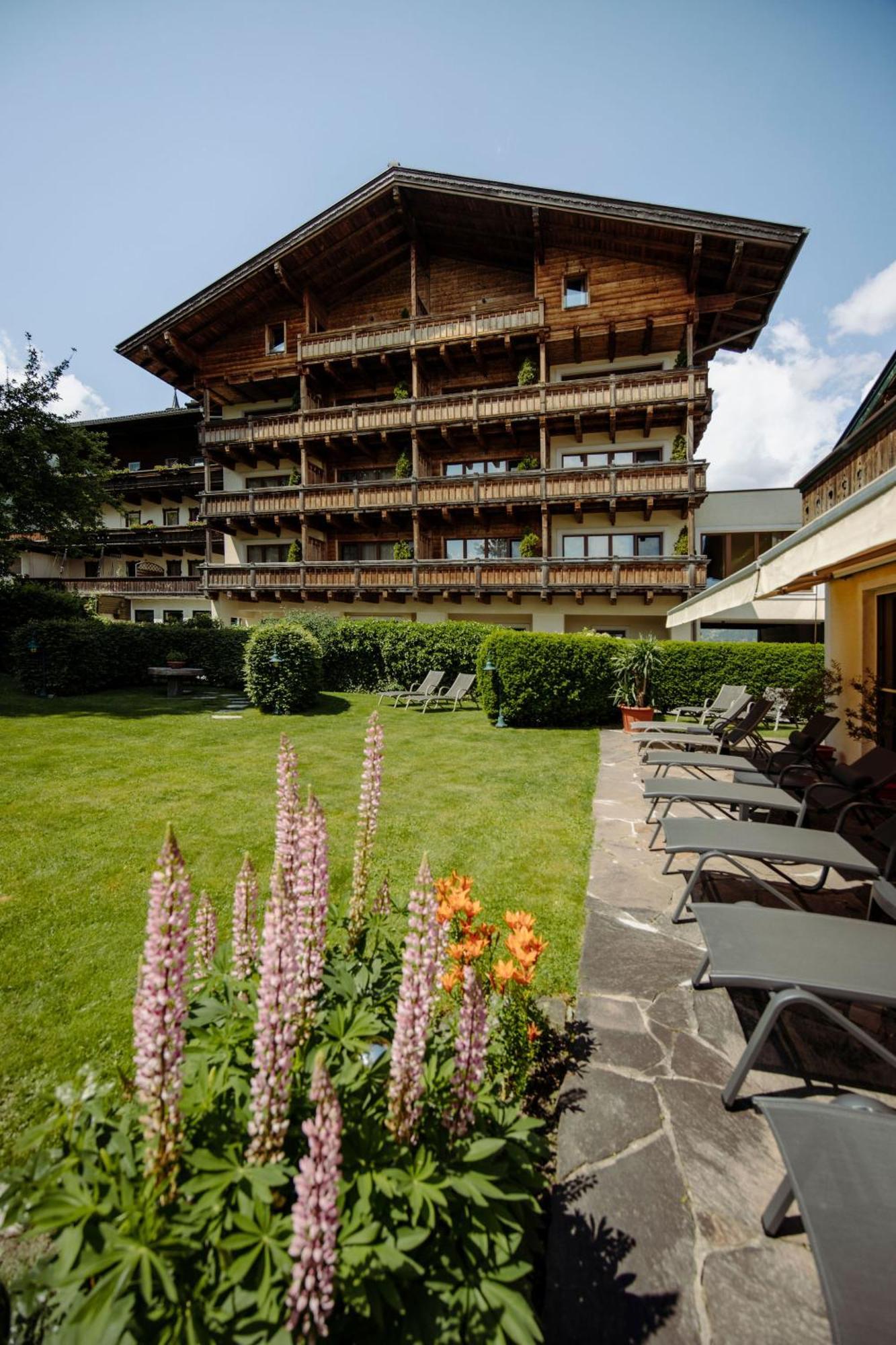 Das Gemuetliche Dorfhotel Kaltenhauser Hollersbach im Pinzgau Buitenkant foto