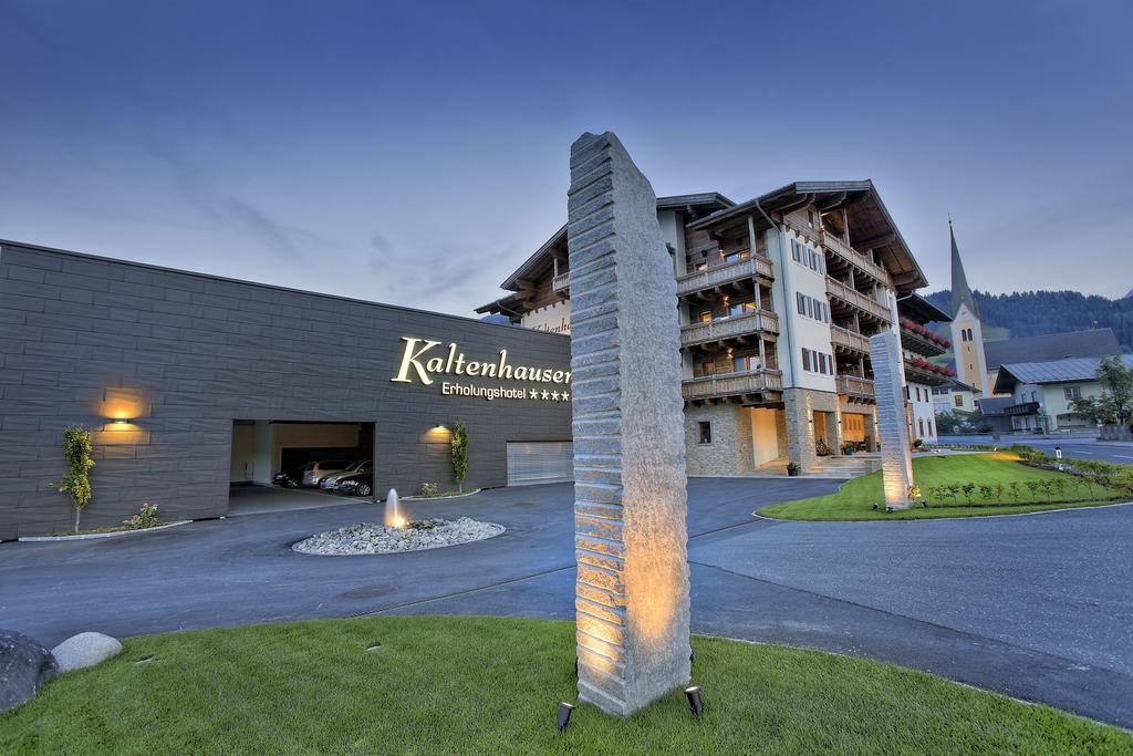 Das Gemuetliche Dorfhotel Kaltenhauser Hollersbach im Pinzgau Buitenkant foto